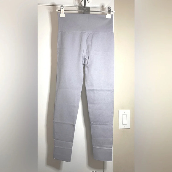 NWT MWL Seamless 7/8 Leggings Lavender Lilac Ribbed Size S/M - Picture 5 of 9
